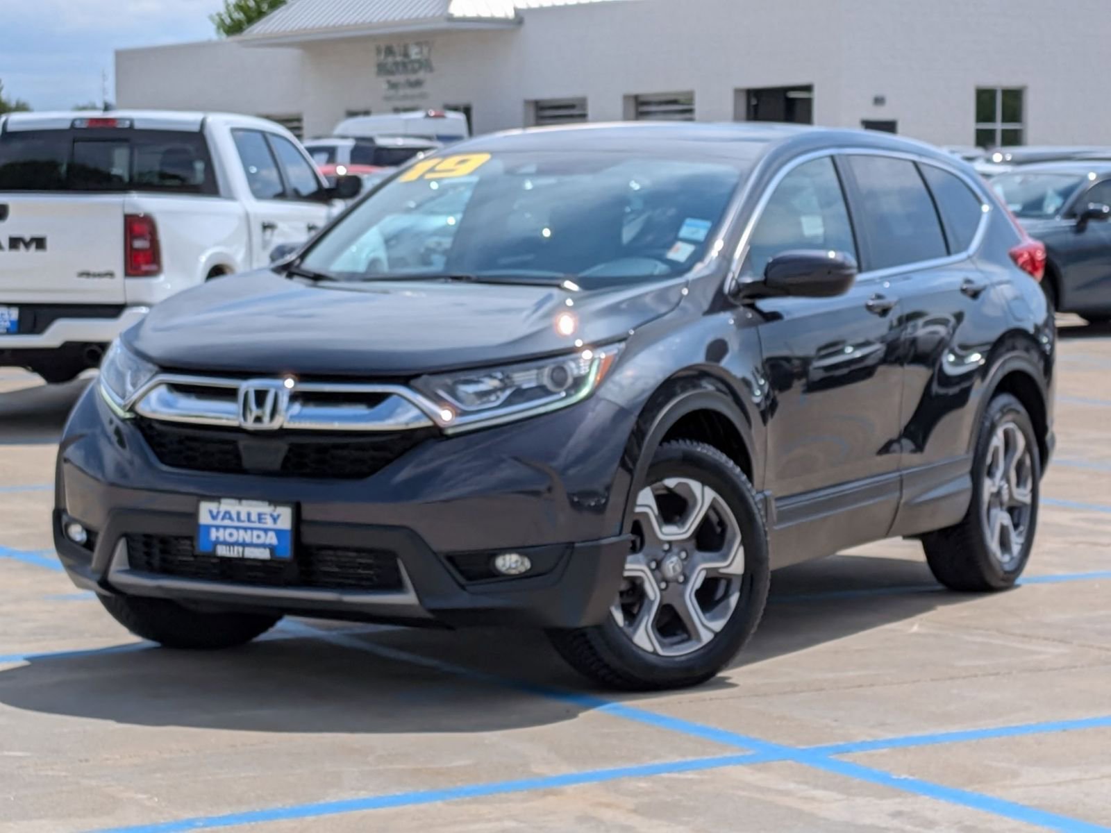 Certified 2019 Honda CR-V EX image 2
