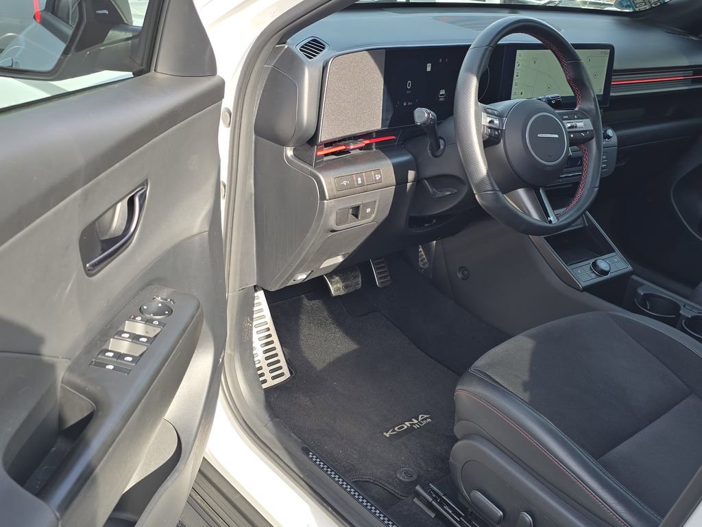 Used 2024 Hyundai Kona N Line image 9