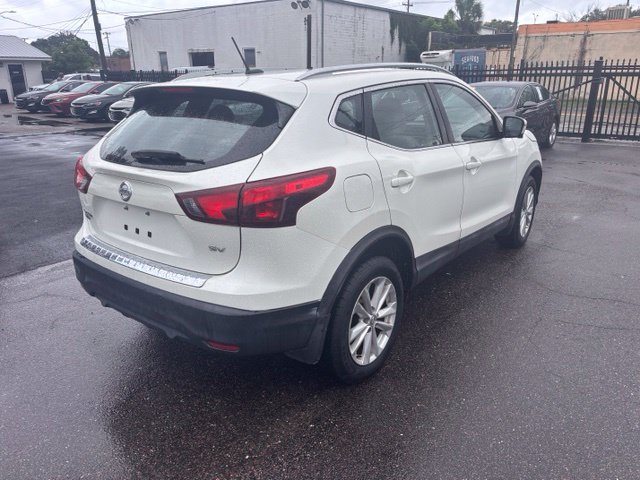 Used 2018 Nissan Rogue Sport SV w/ SV Technology Package FWD image 8