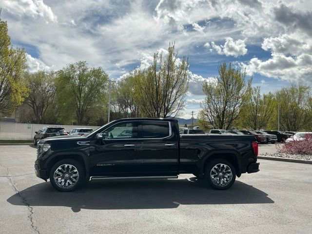 Used 2024 GMC Sierra 1500 Denali w/ Denali Reserve Package image 9