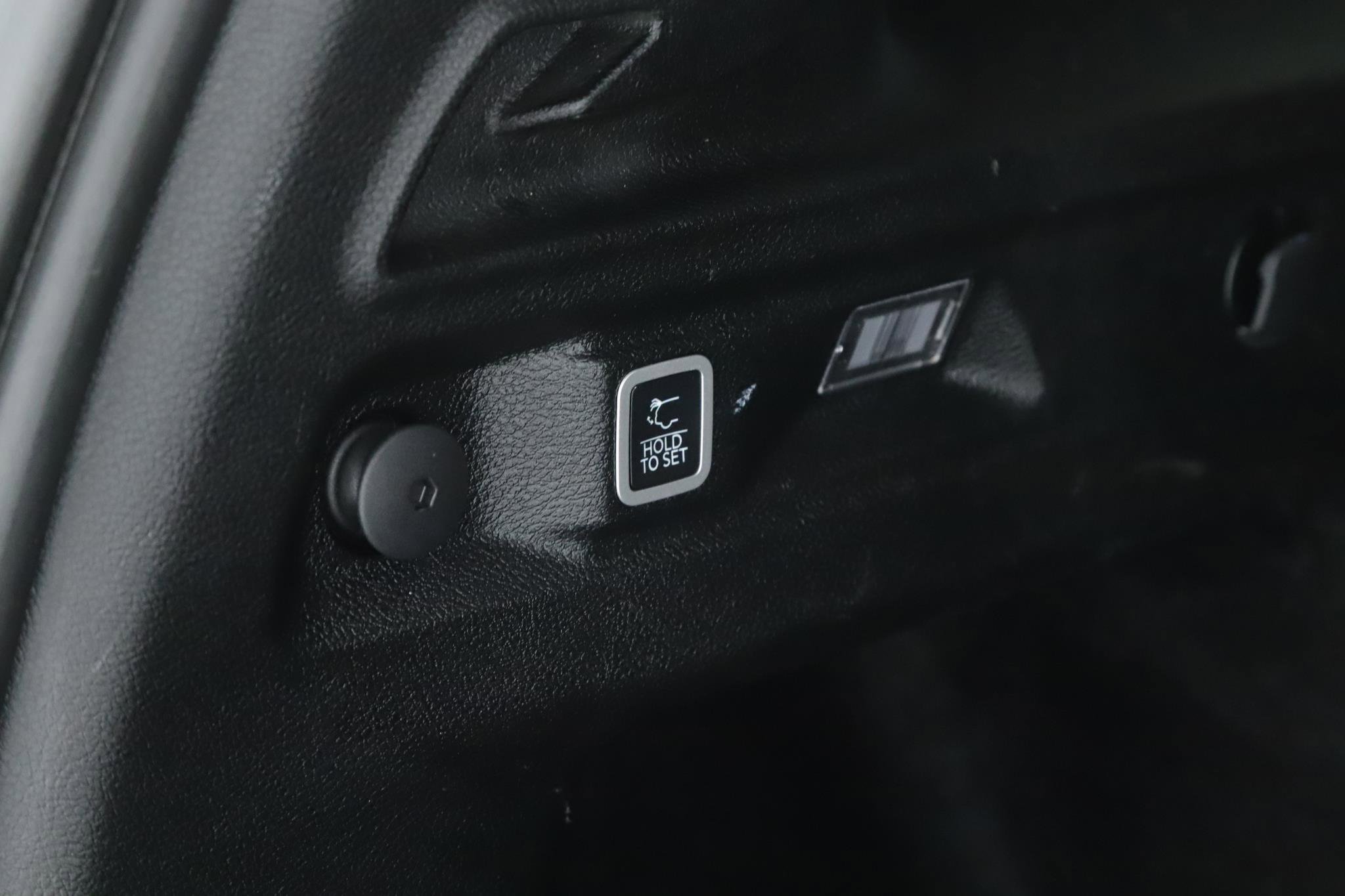 Used 2021 Jeep Grand Cherokee L Limited image 18