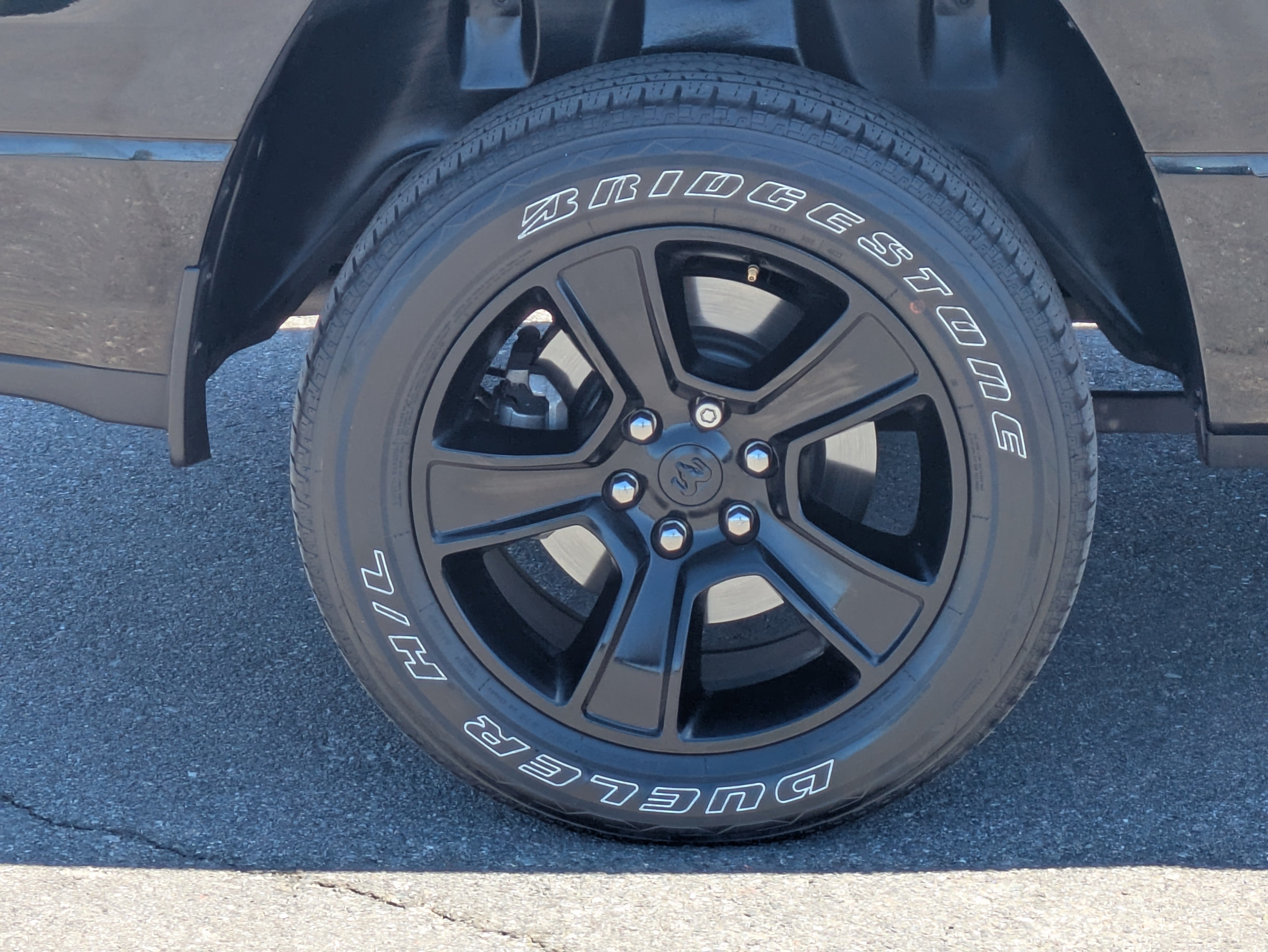 Used 2023 RAM 1500 Big Horn AWD/4WD image 9