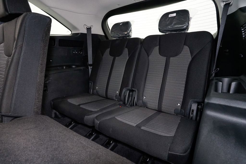 Certified 2025 Kia Sorento LX image 22
