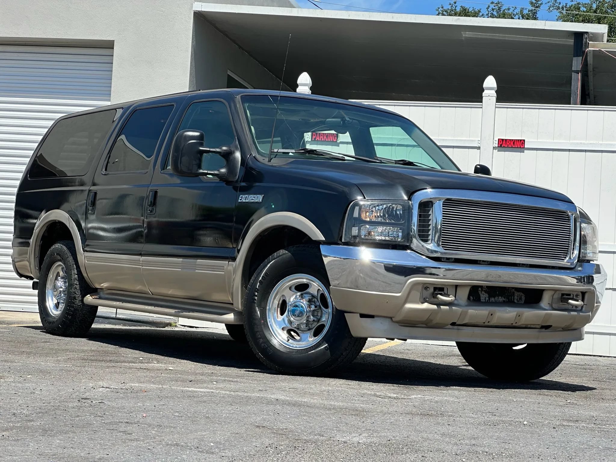 Used 2000 Ford Excursion Limited RWD image 6