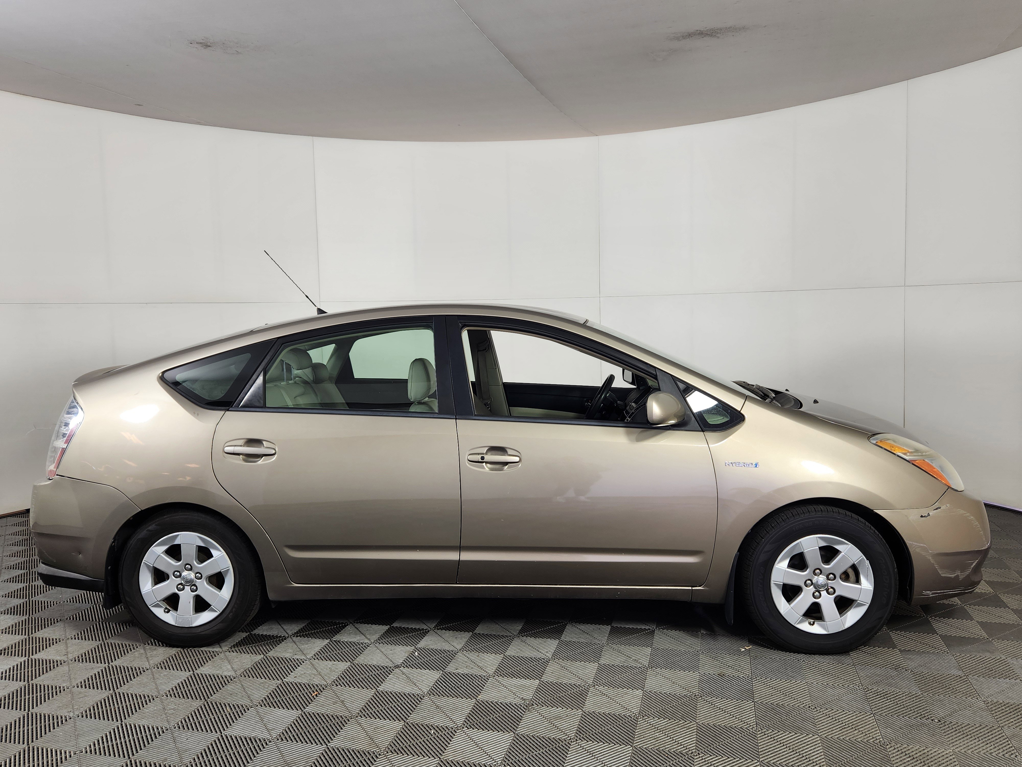 Used 2009 Toyota Prius FWD image 8
