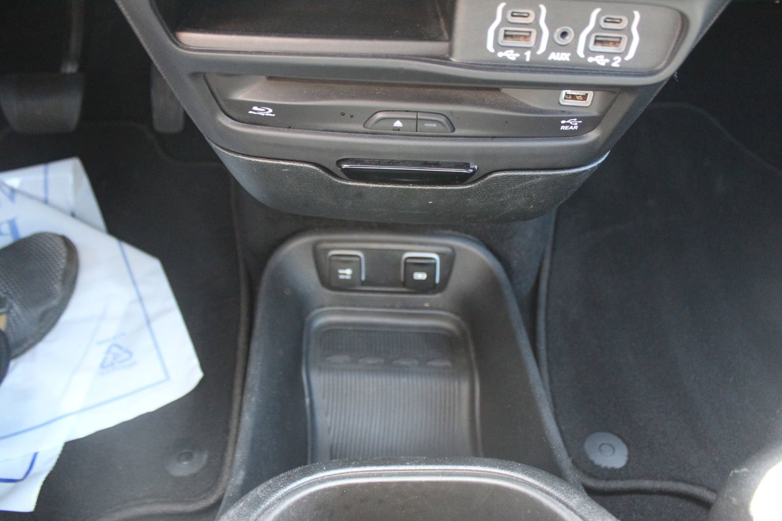 Used 2021 Chrysler Pacifica Touring-L w/ Uconnect Theater Family Group FWD image 29