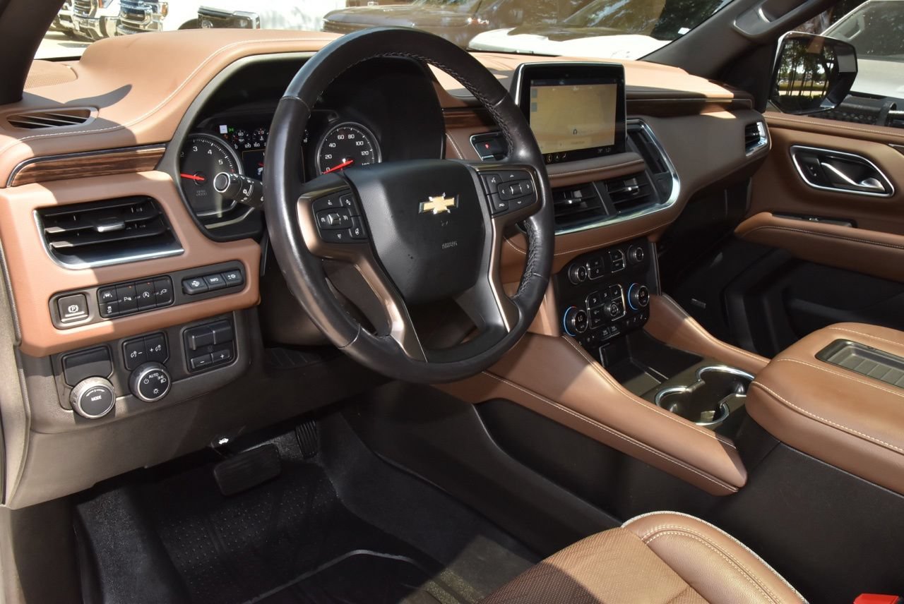 Used 2021 Chevrolet Tahoe High Country w/ Premium Package RWD image 37