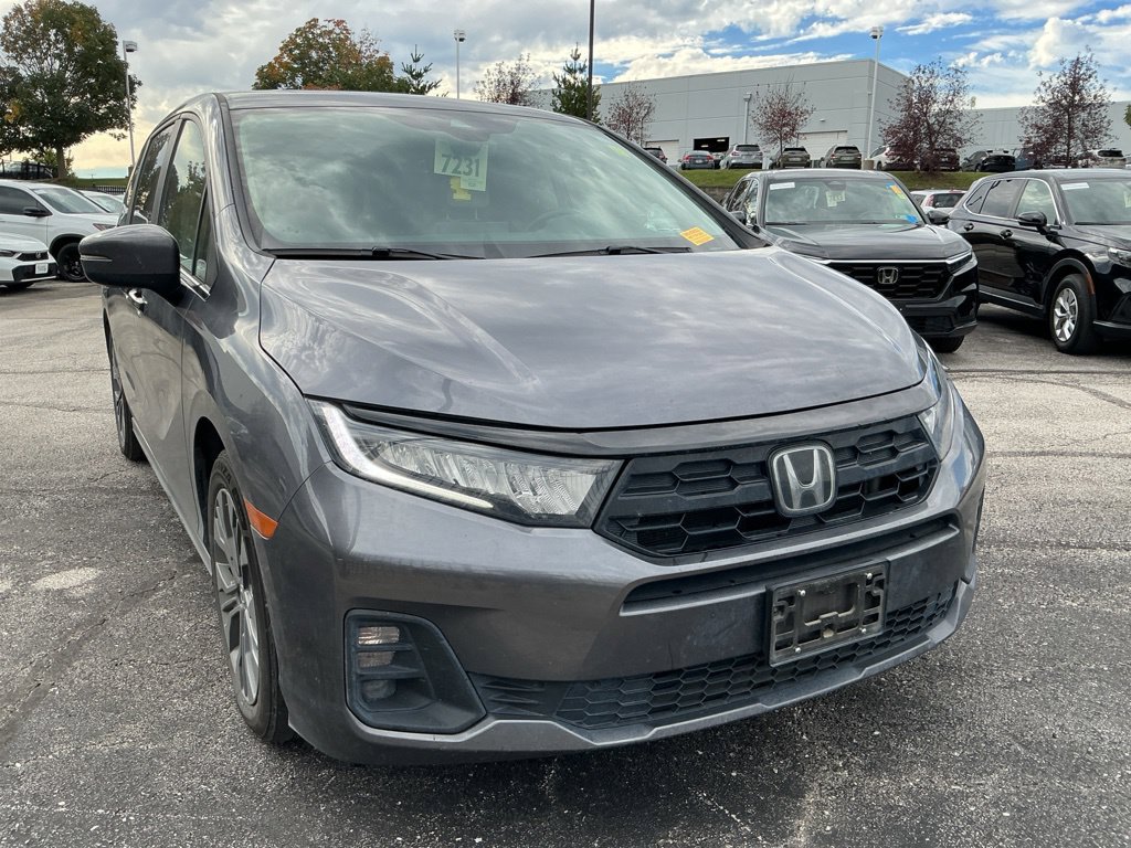 Used 2025 Honda Odyssey Touring image 16
