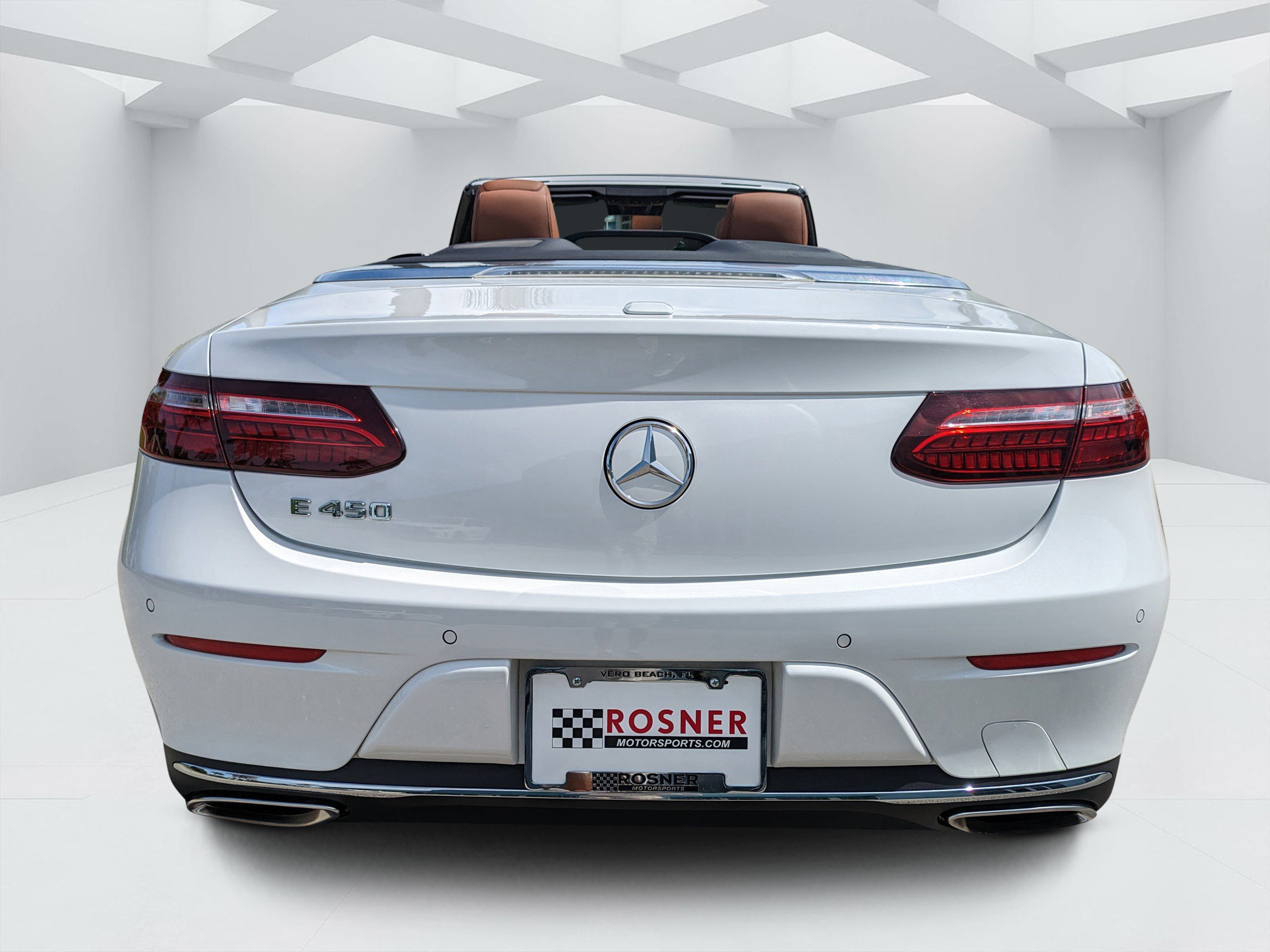 Used 2023 Mercedes-Benz E 450 Cabriolet image 4
