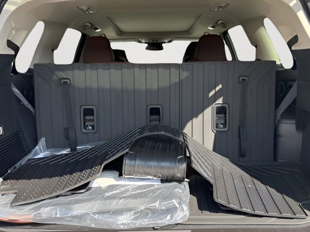 New 2026 Subaru Ascent Touring AWD/4WD image 13