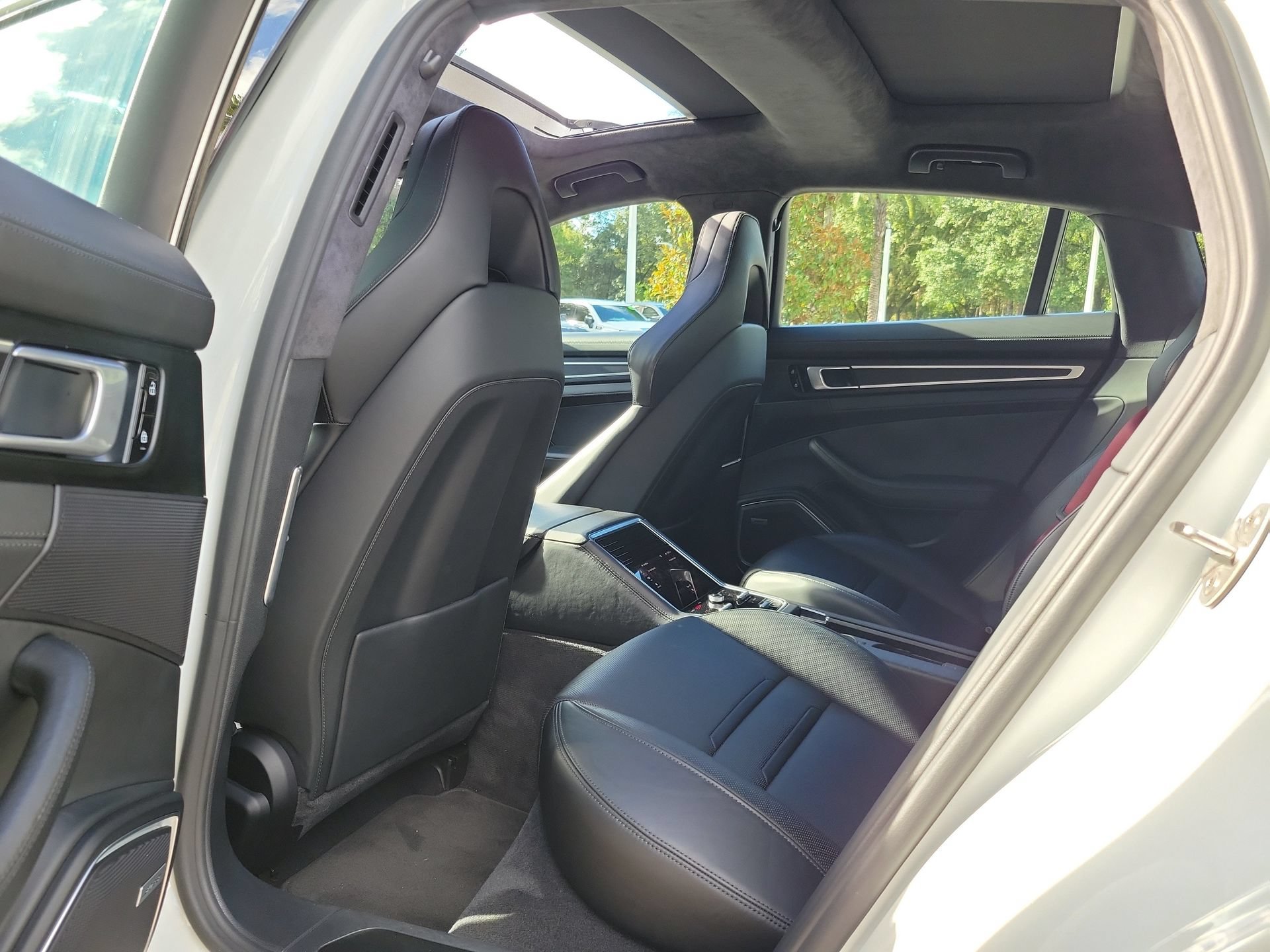 Used 2019 Porsche Panamera GTS AWD/4WD image 14