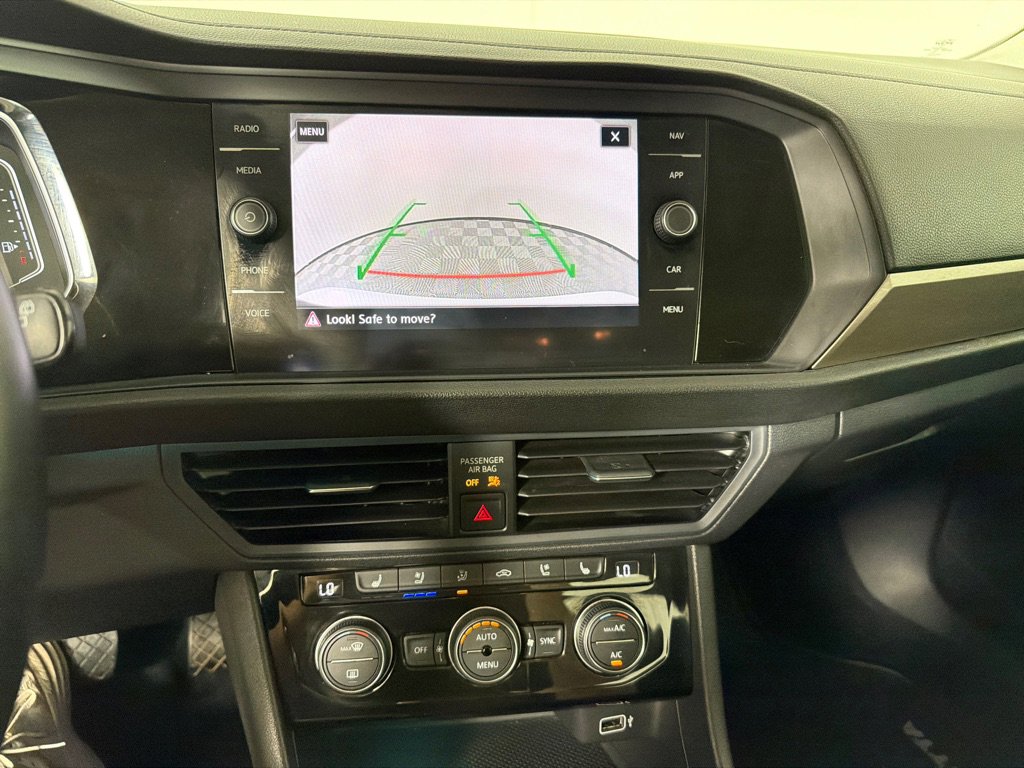 Used 2019 Volkswagen Jetta SEL Premium FWD image 18