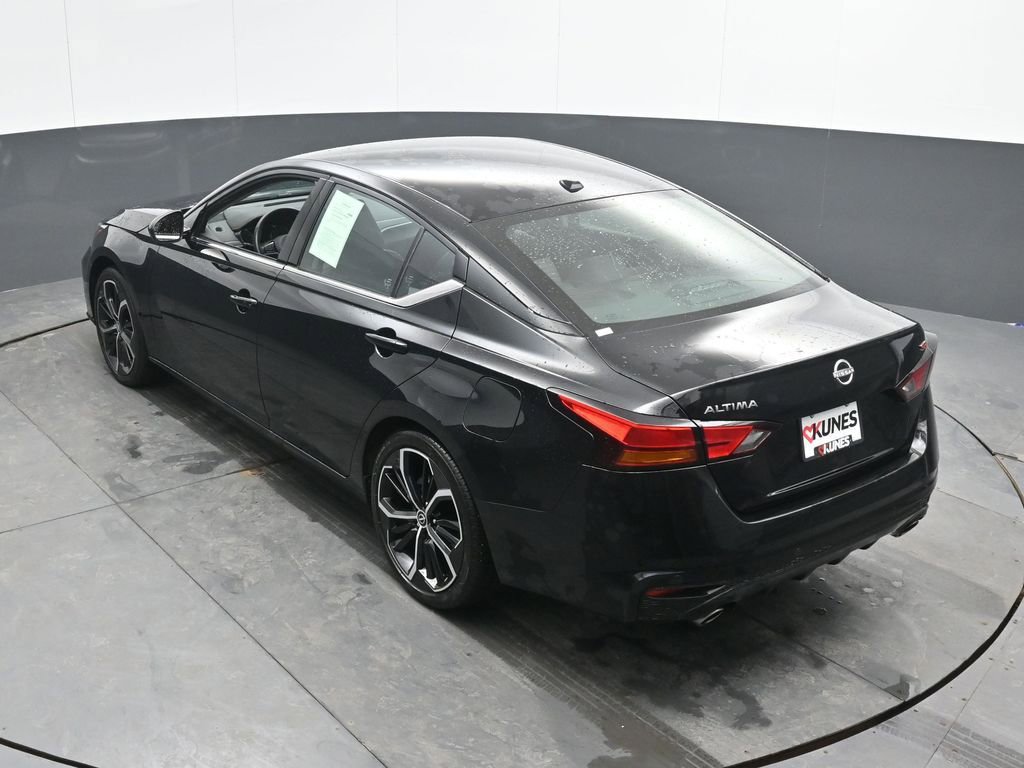 Used 2025 Nissan Altima 2.5 SR image 41