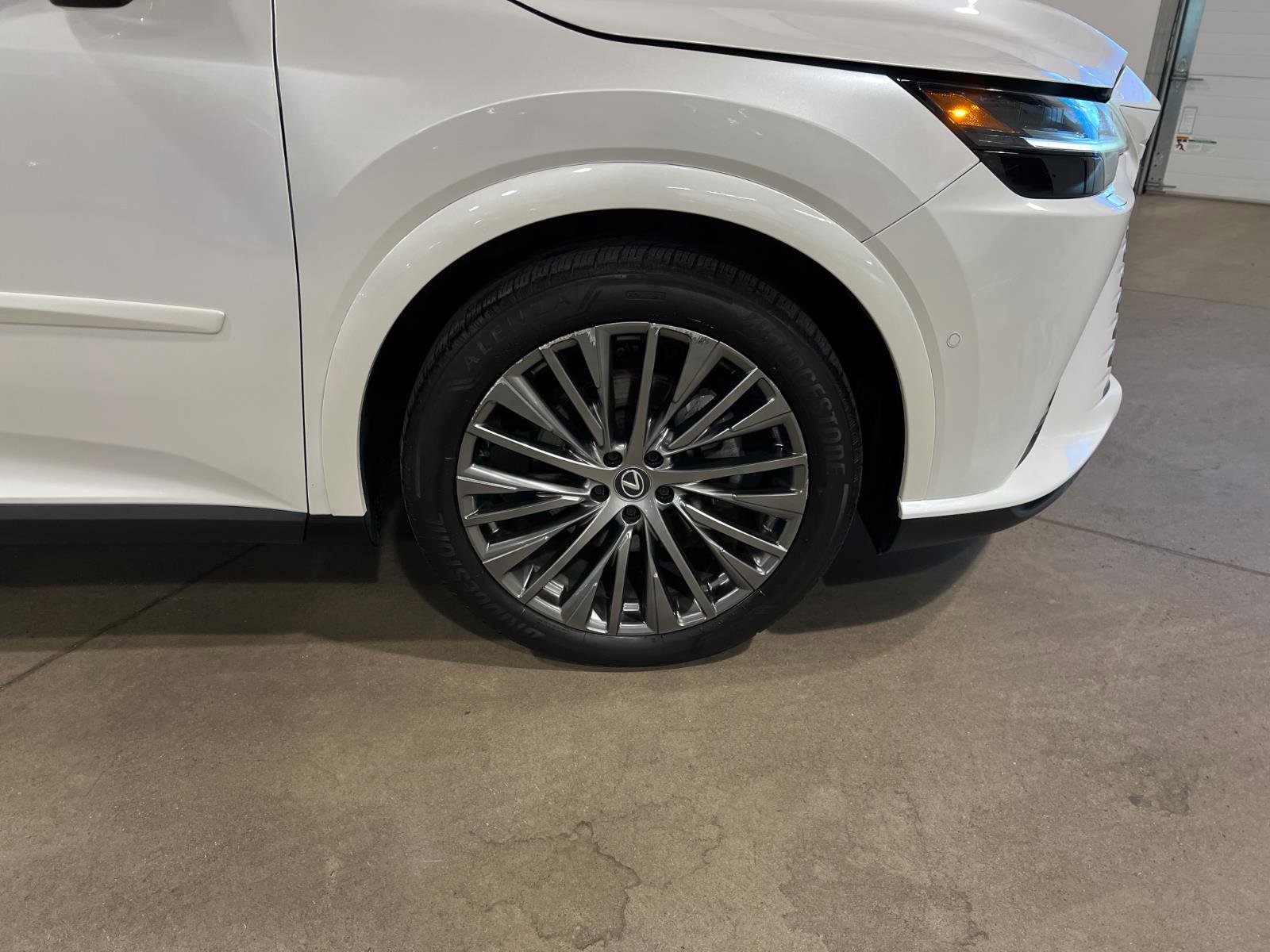 Used 2023 Lexus RX 350 AWD w/ Cold Area Package image 43