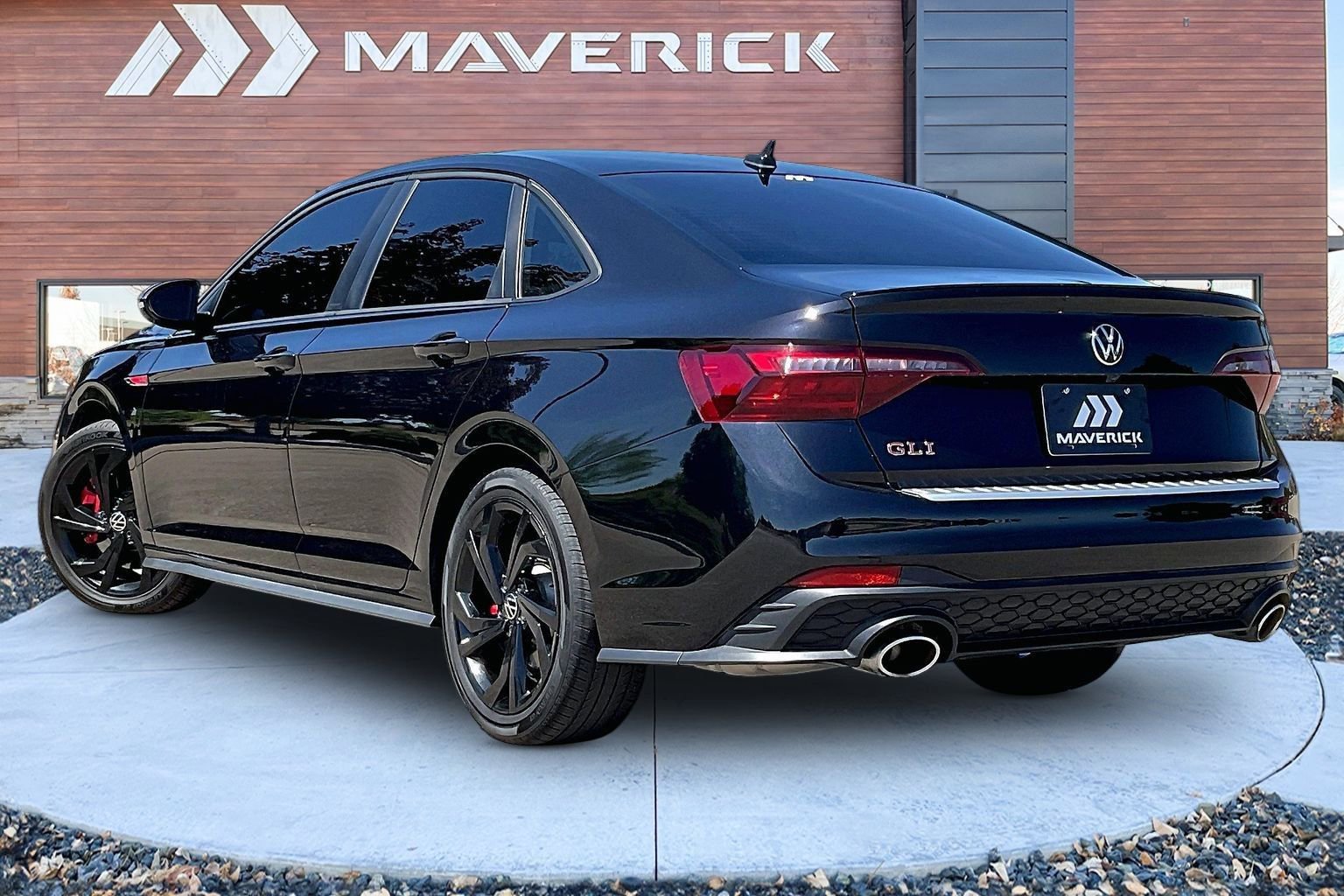 Used 2024 Volkswagen Jetta GLI Autobahn w/ GLI Black Package FWD image 4