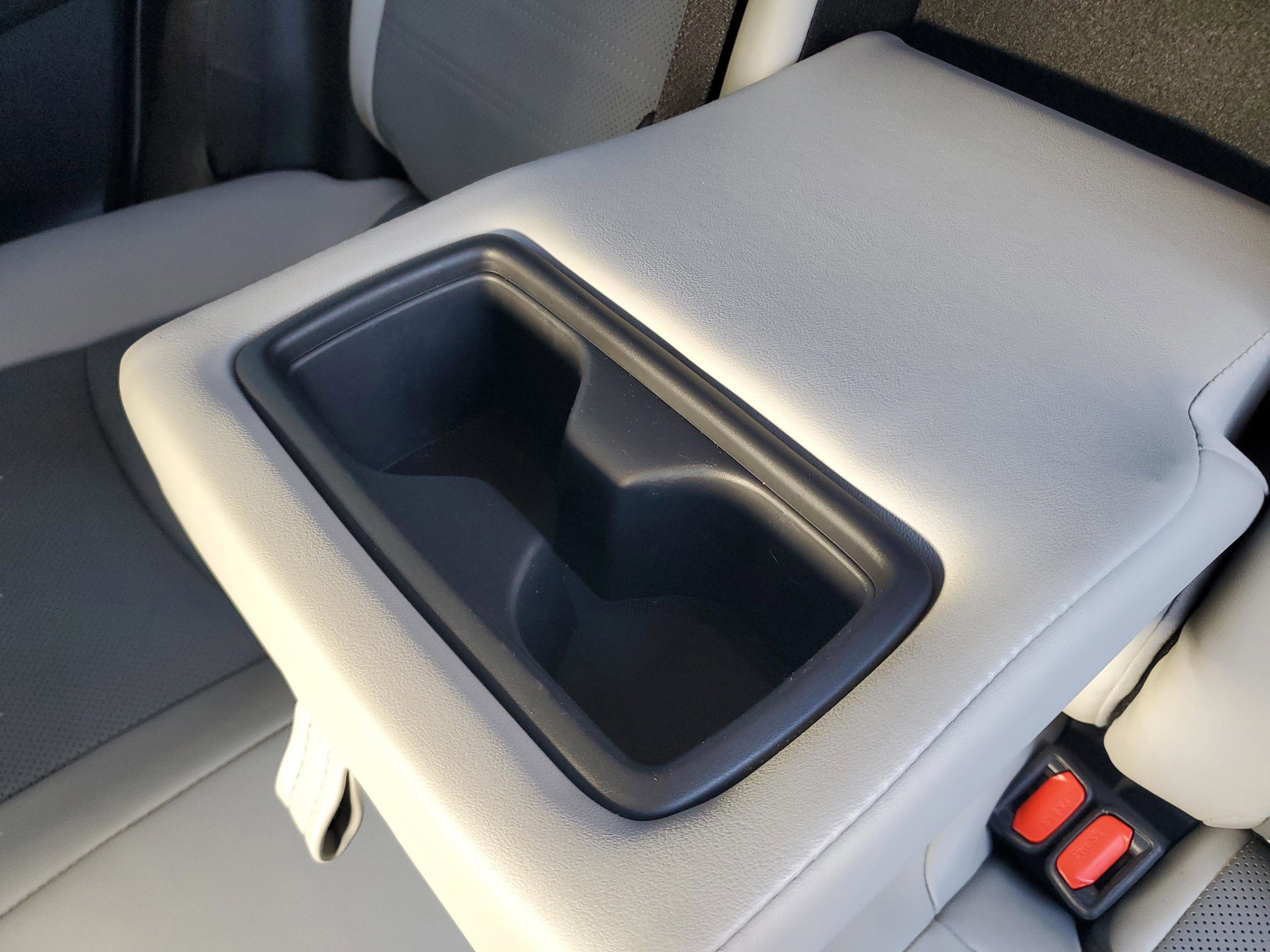 Used 2021 Toyota RAV4 Limited FWD image 27