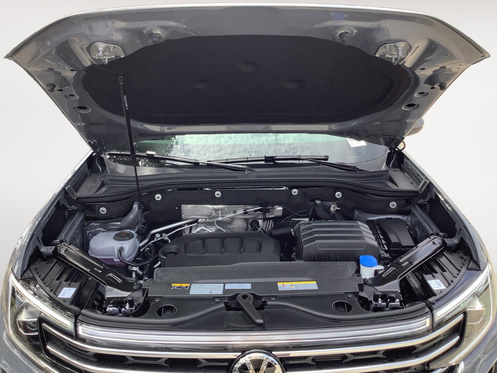 New 2026 Volkswagen Atlas SE image 11