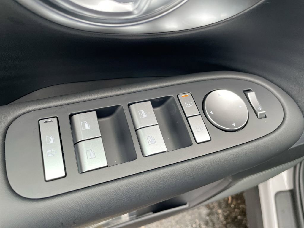 New 2026 Hyundai Ioniq 9 SE image 38