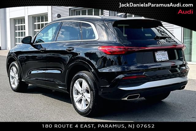 Used 2025 Audi Q5 Premium w/ Convenience Package AWD/4WD image 10