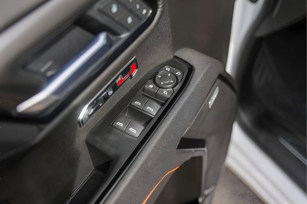 Used 2025 GMC Sierra 1500 AT4 image 24