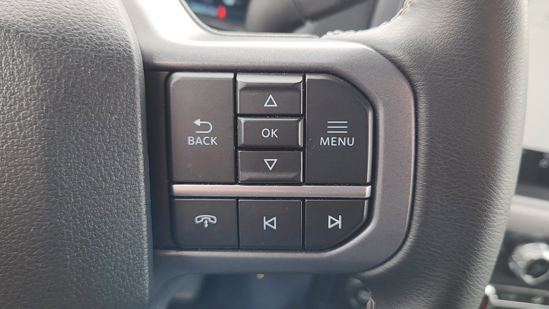 Used 2025 Ford F150 XLT w/ Equipment Group 301A Standard AWD/4WD image 13