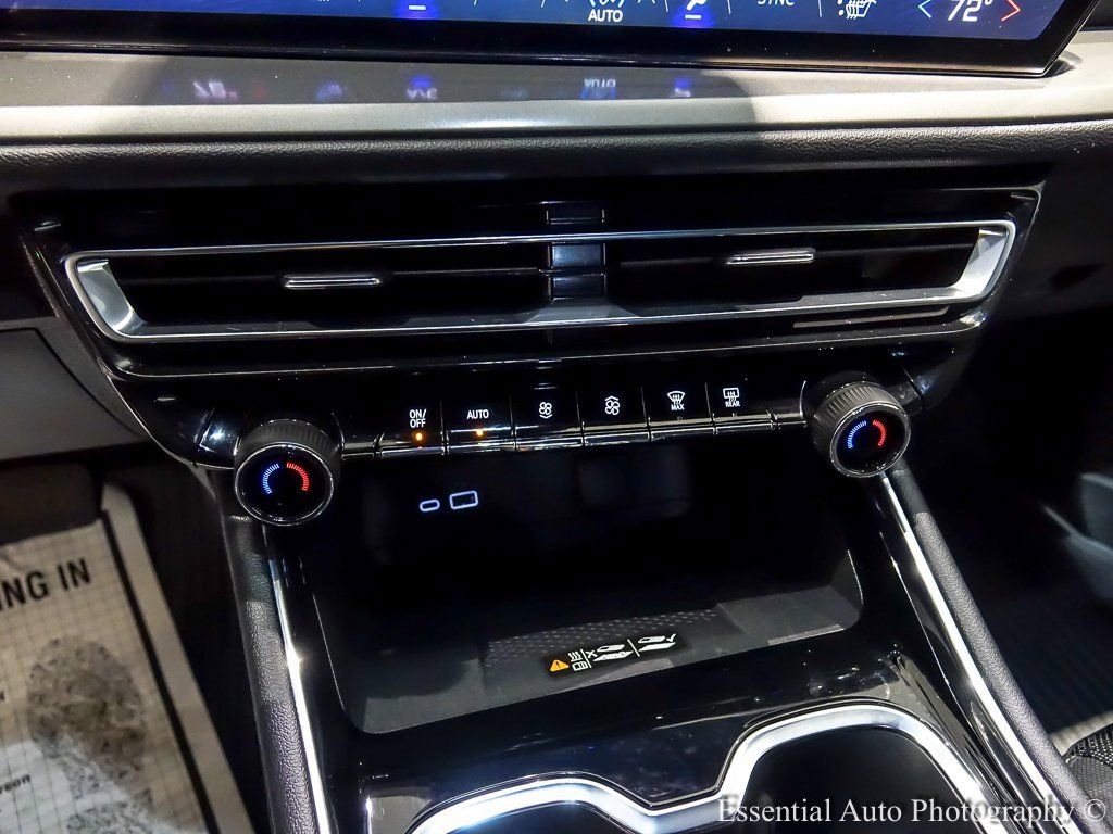 New 2026 Chevrolet Traverse LT w/ Driver Confidence Package image 17