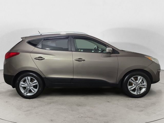 Used 2012 Hyundai Tucson GLS image 6