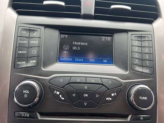 Used 2017 Ford Fusion SE image 18