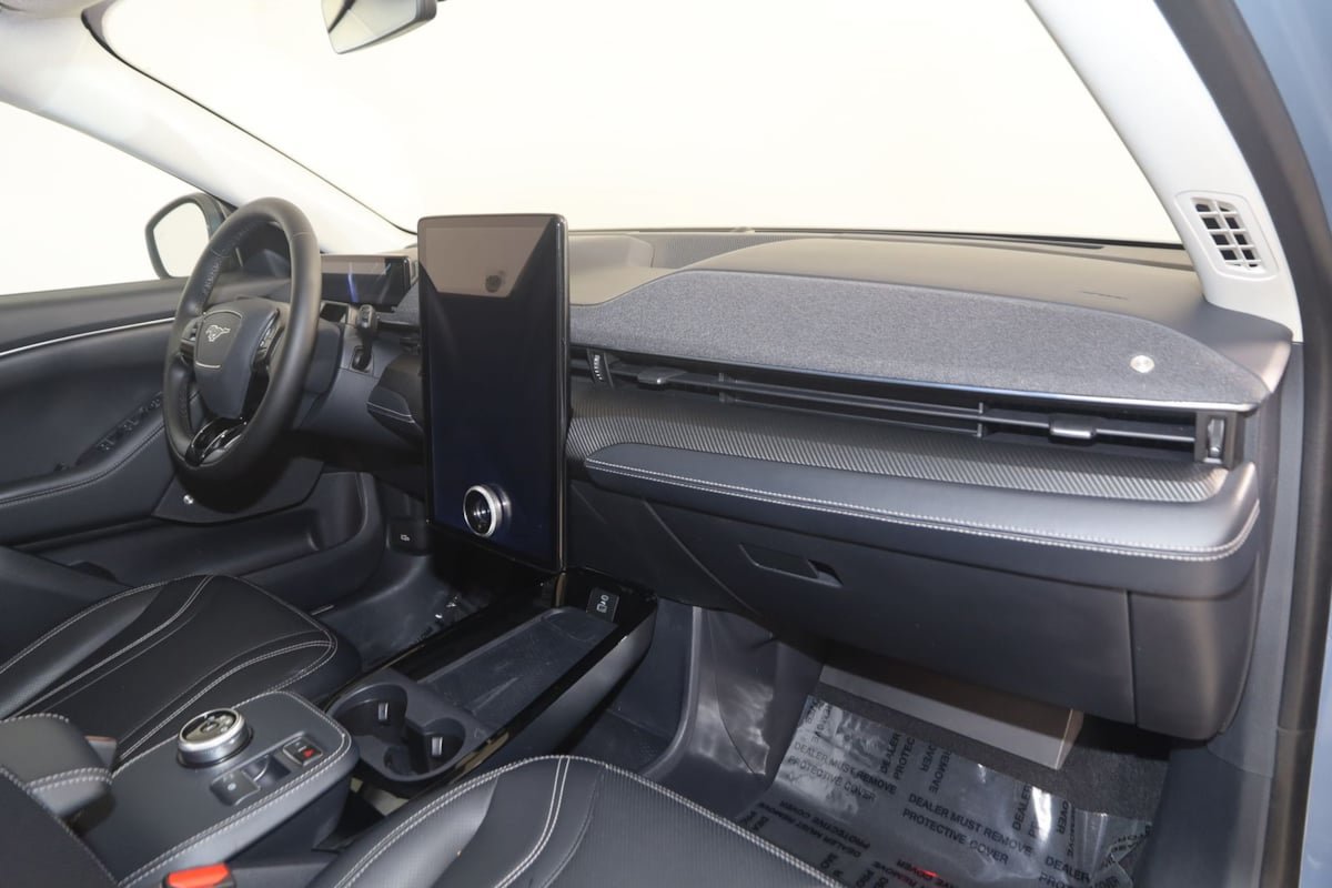 Used 2023 Ford Mustang Mach-E Premium AWD/4WD image 39