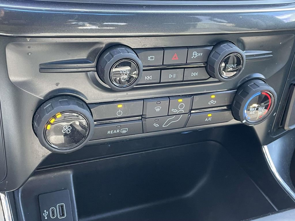 Used 2025 Ford F150 STX image 25