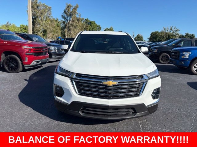 Used 2023 Chevrolet Traverse LT FWD image 2