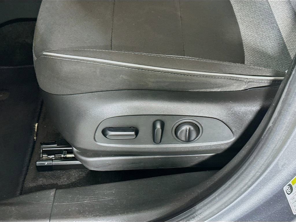 Used 2022 Chevrolet TrailBlazer LT image 24