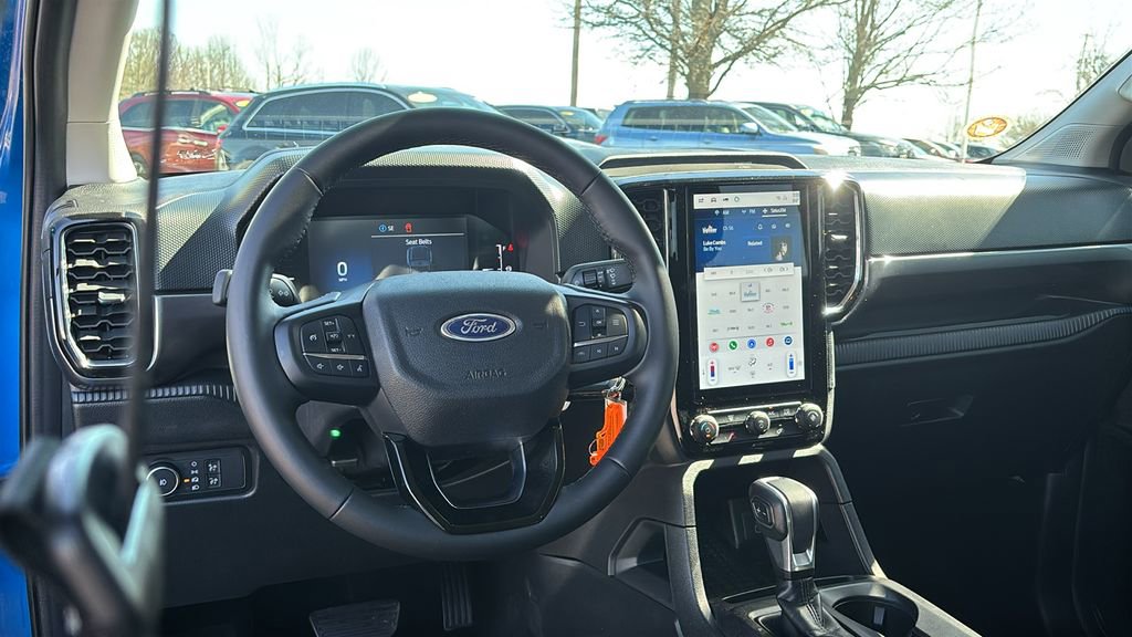 Used 2025 Ford Ranger XLT w/ Black Appearance Package image 13