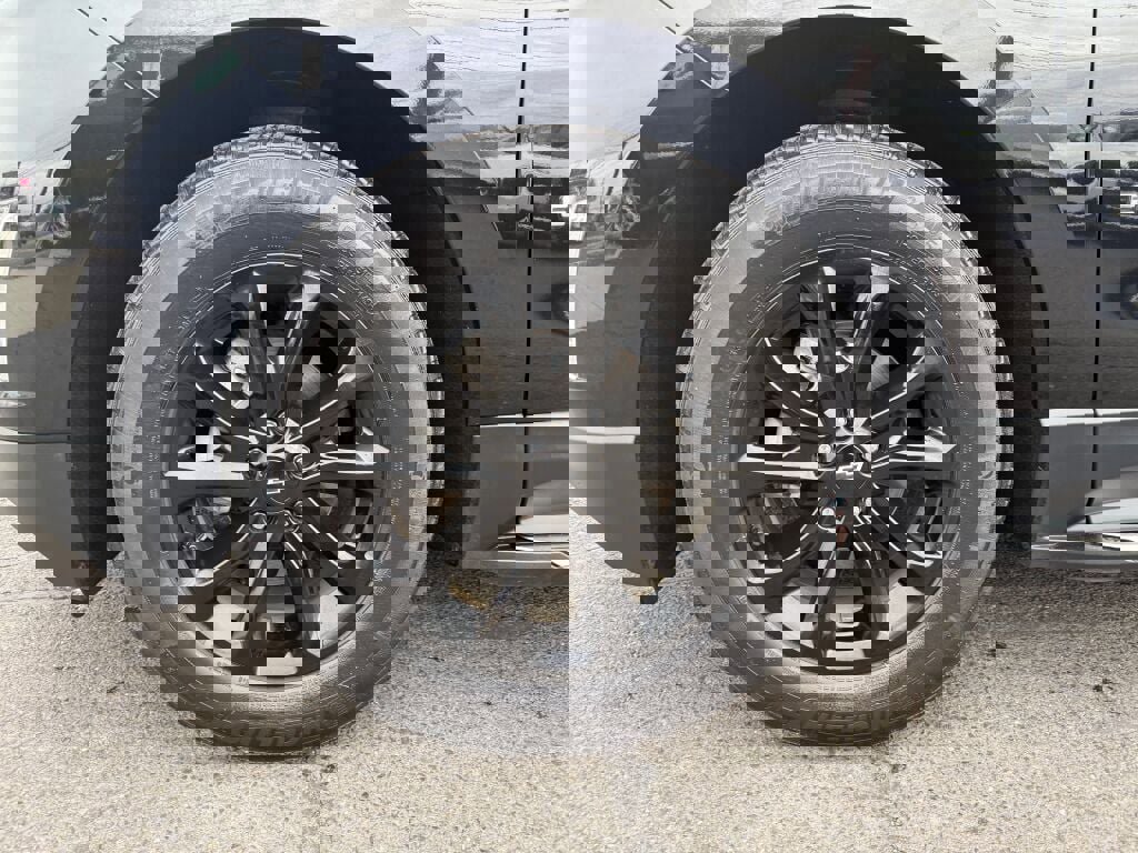 Used 2021 Chevrolet Equinox LT image 35