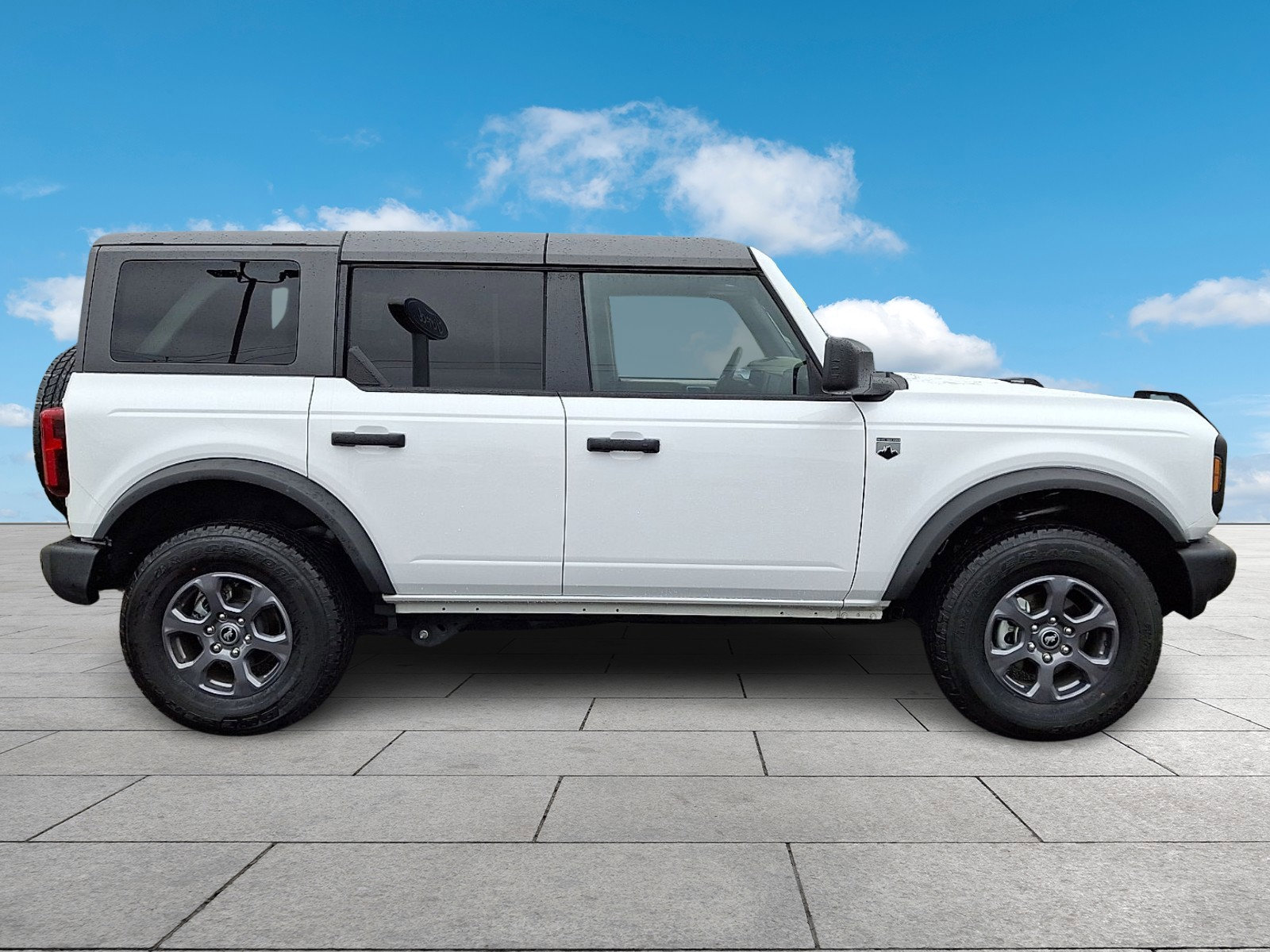 Used 2025 Ford Bronco Big Bend image 7