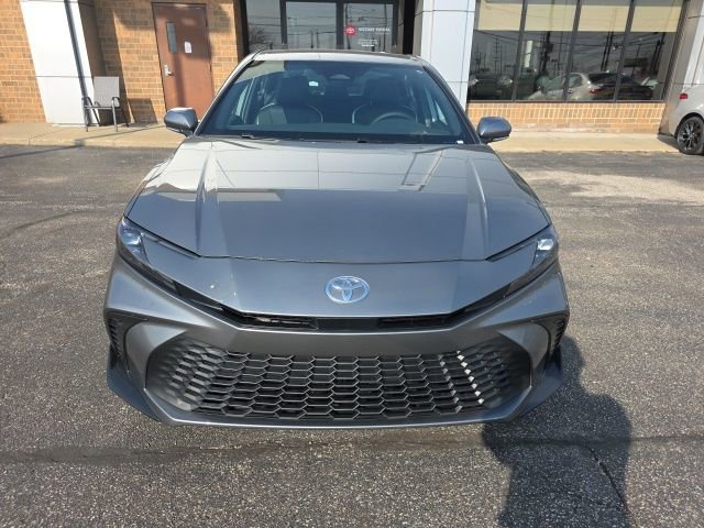 New 2026 Toyota Camry SE image 2