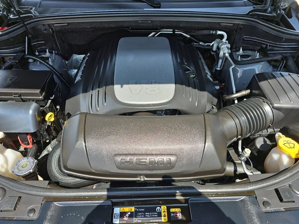 Certified 2022 Dodge Durango R/T w/ Blacktop Package AWD/4WD image 38