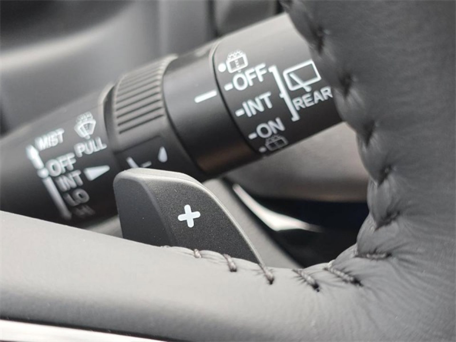 New 2026 Honda Odyssey Touring image 21