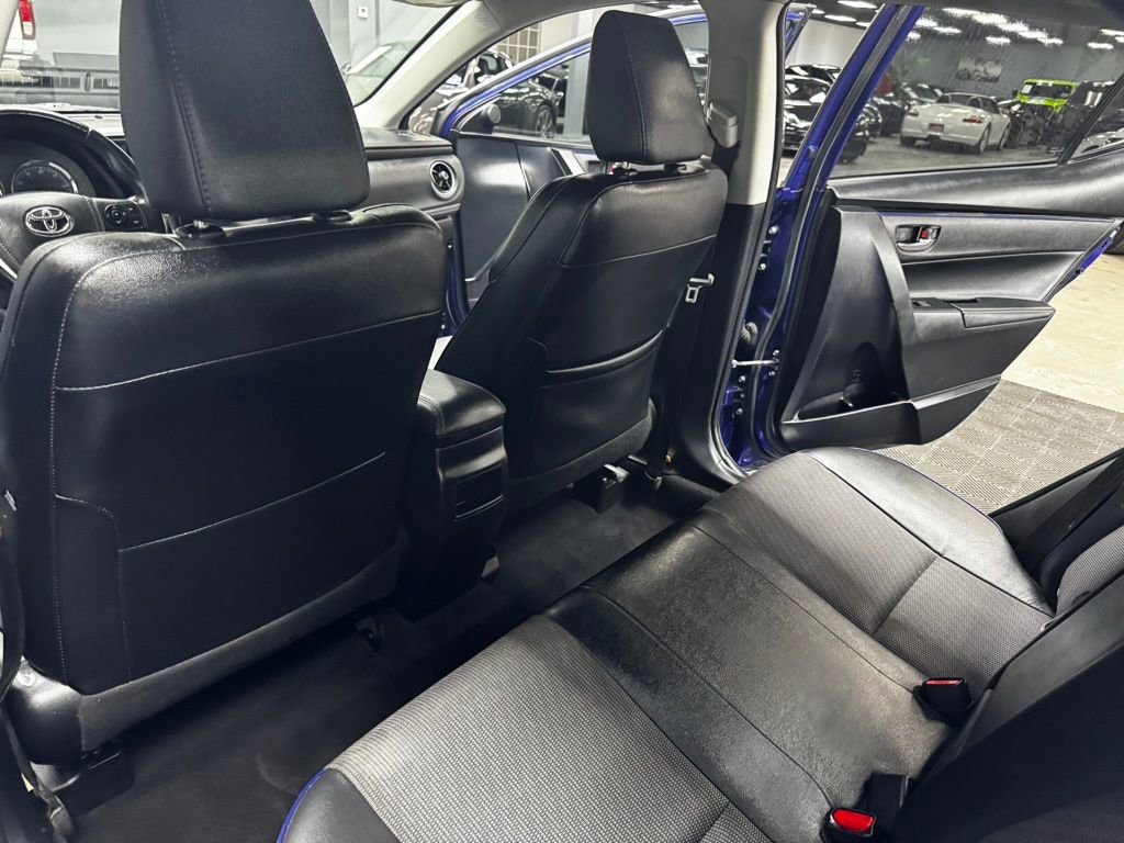 Used 2018 Toyota Corolla SE w/ Body Protection Package FWD image 44