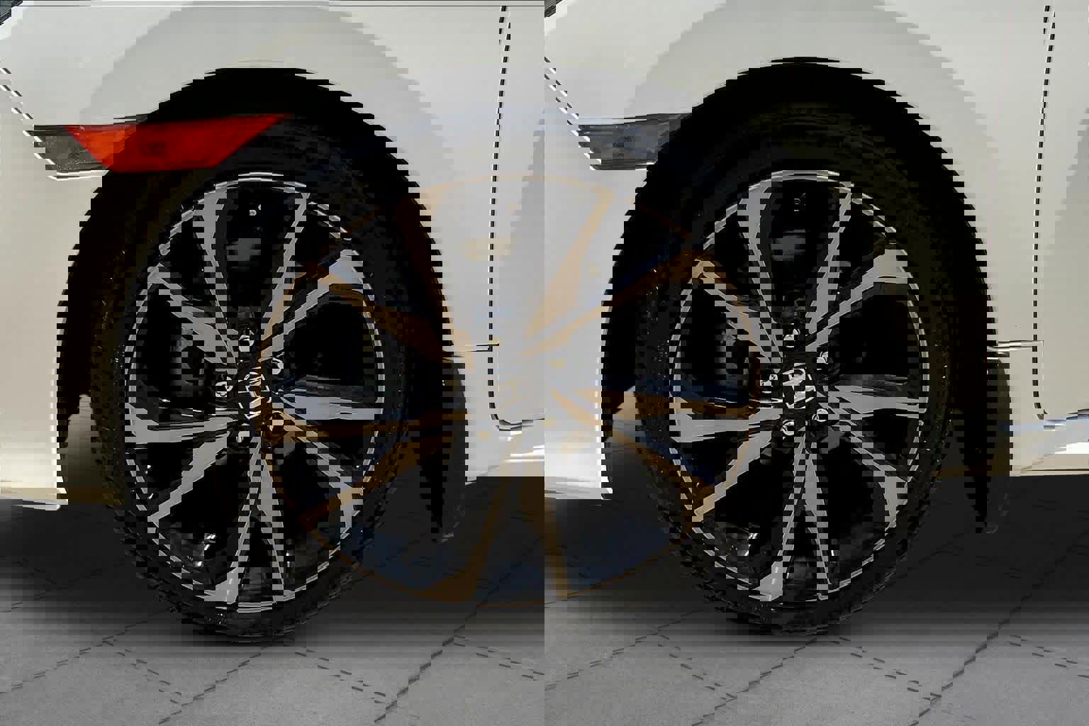 Used 2020 Honda Civic Sport image 10