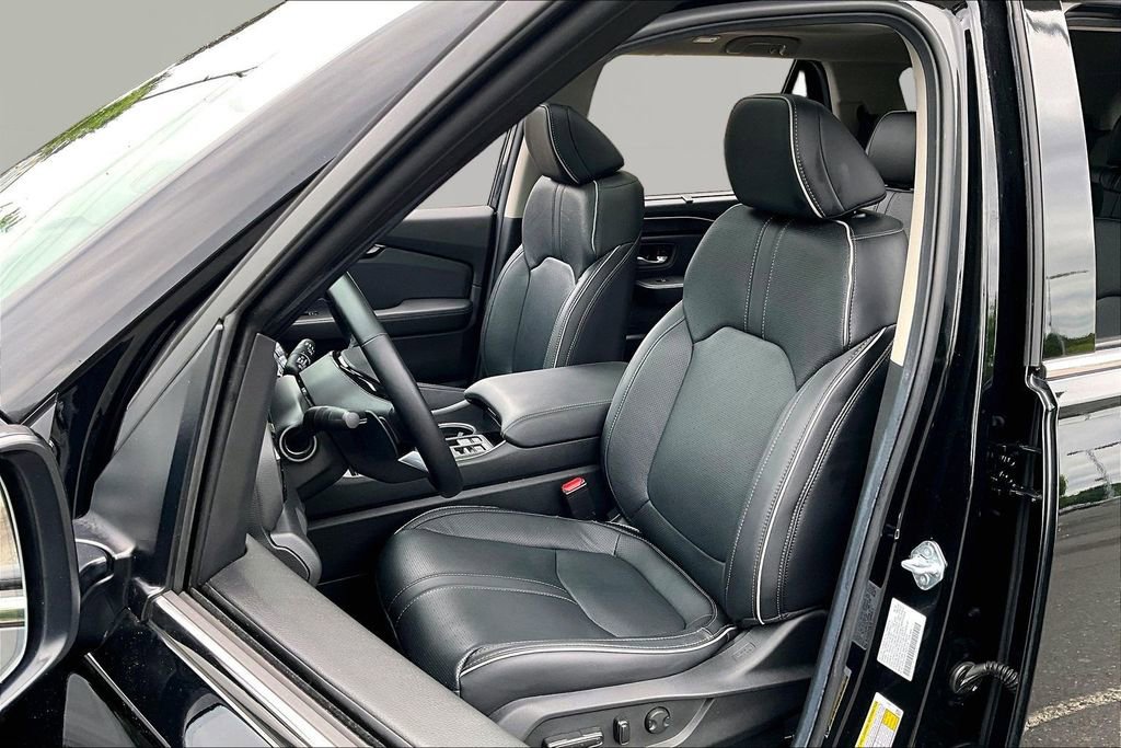 Certified 2025 Honda Pilot Elite image 15