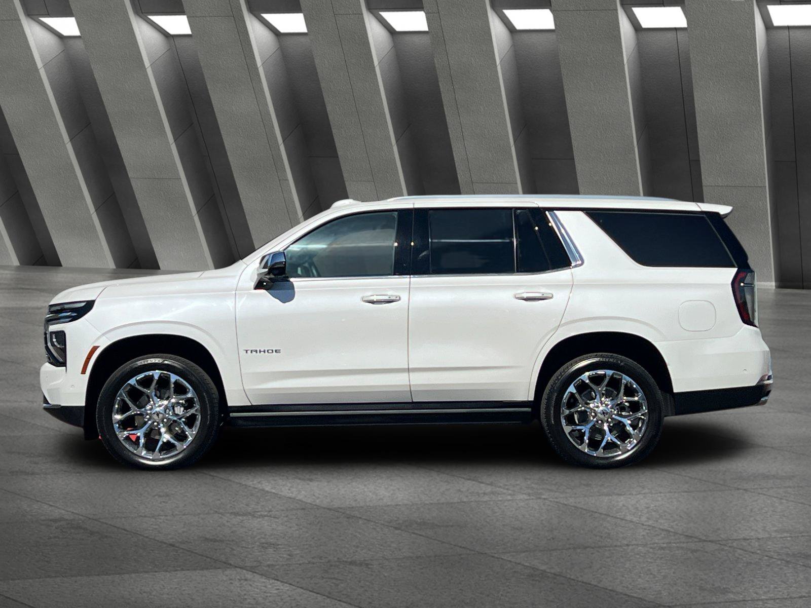 Used 2025 Chevrolet Tahoe Premier AWD/4WD image 7