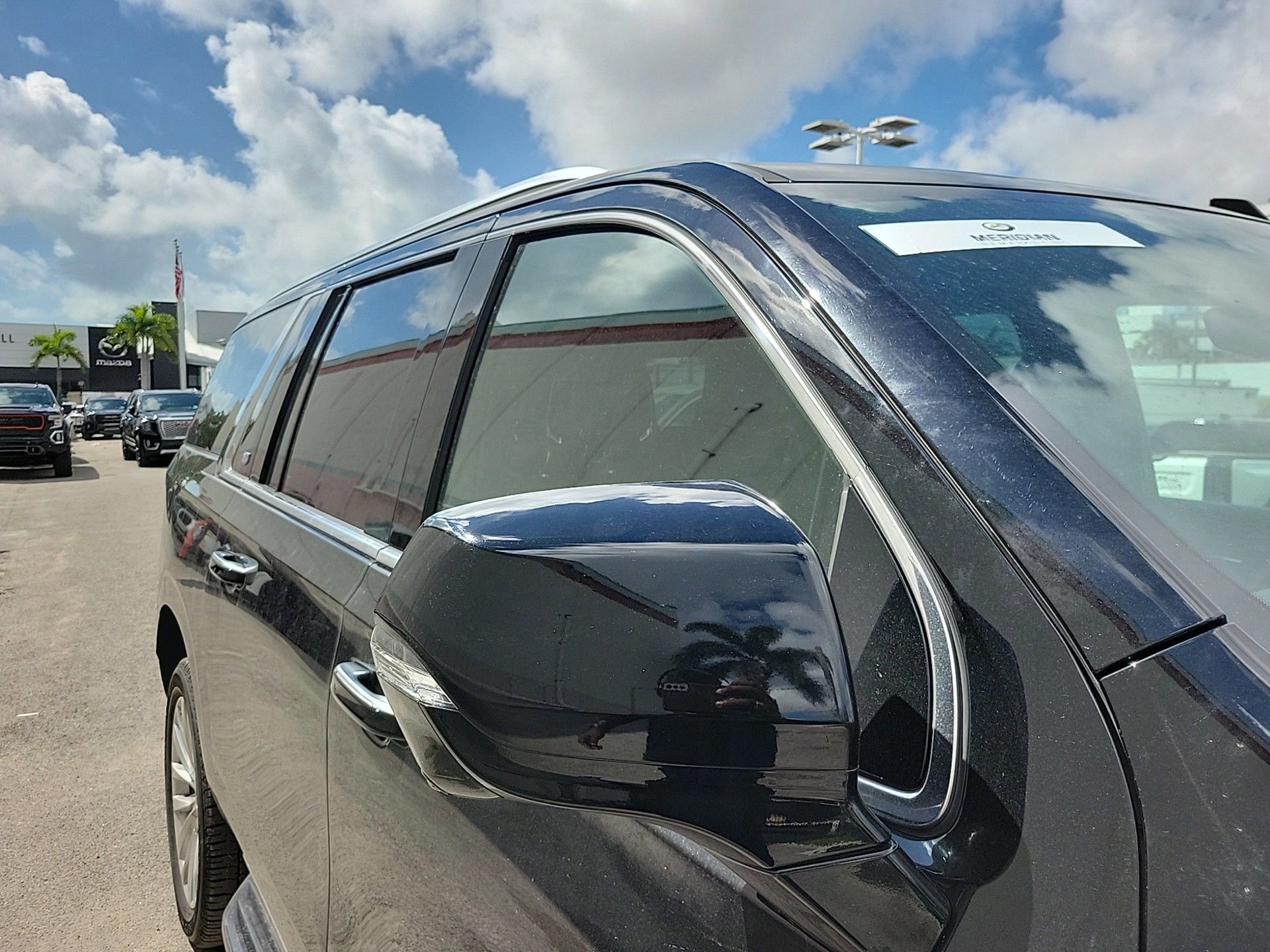 Used 2023 Cadillac Escalade ESV Premium Luxury image 10