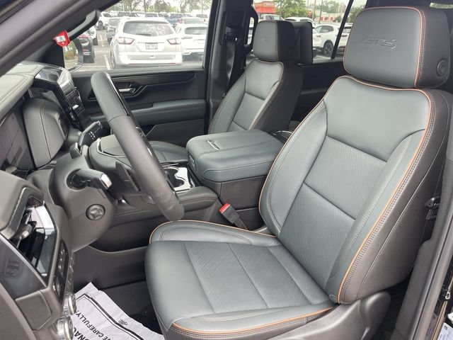 New 2026 GMC Yukon XL AT4 w/ AT4 Premium Plus Package AWD/4WD image 11