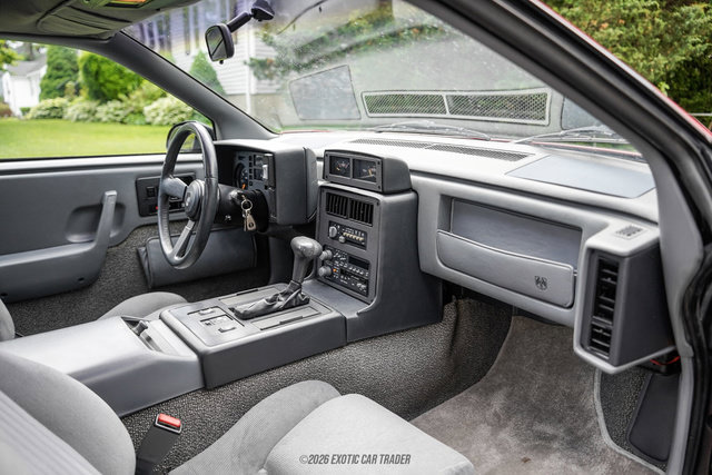 Used 1988 Pontiac Fiero GT RWD image 32