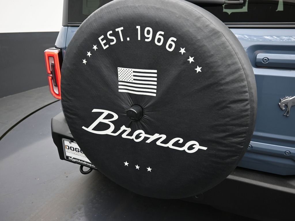 Used 2023 Ford Bronco Outer Banks image 10