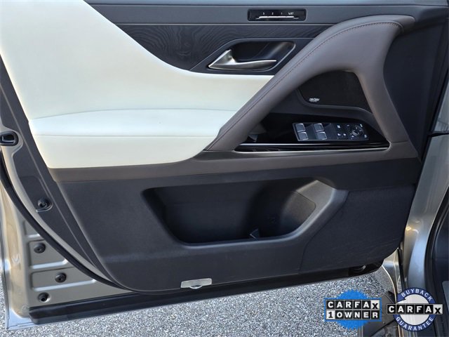 Used 2023 Lexus LX 600 4WD w/ Luxury Package image 42