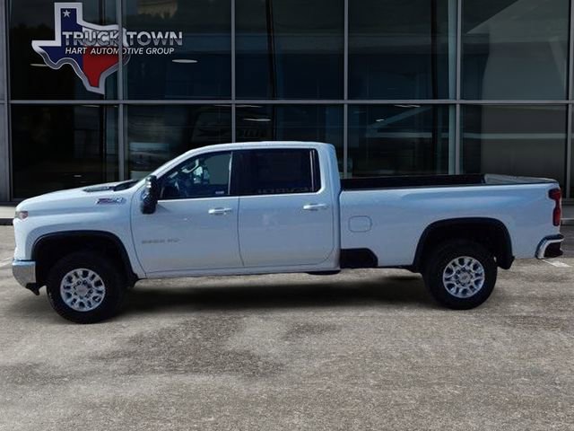 Used 2025 Chevrolet Silverado 3500 LT w/ Safety Package image 7