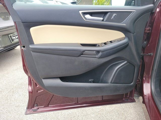 Used 2017 Ford Edge SEL w/ Equipment Group 201A FWD image 18