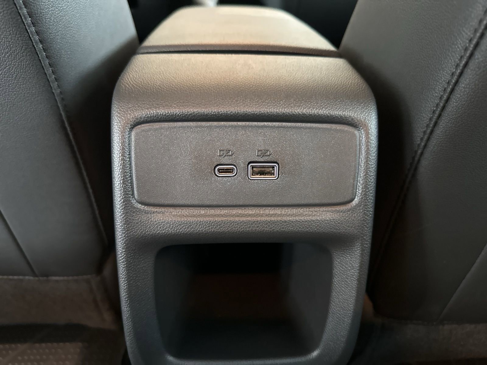 New 2026 Chevrolet Trax RS w/ Sunroof Package image 13